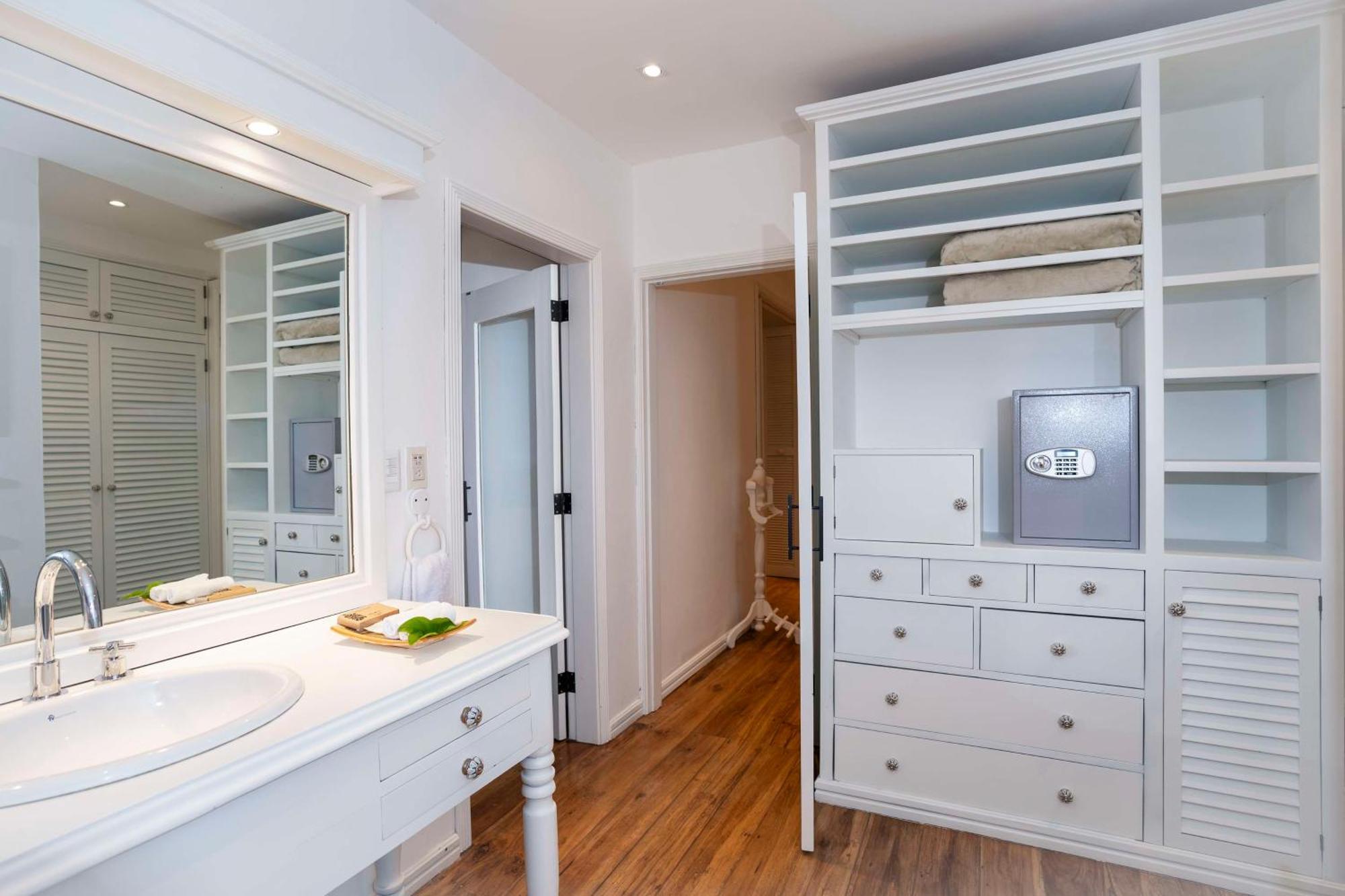 Royal Palm Galapagos, Curio Collection Hotel By Hilton Bellavista  Ngoại thất bức ảnh